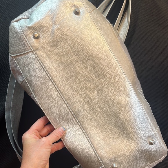 MB Krauss Silver/gray Large Diaper Bag - Picture 7 of 9